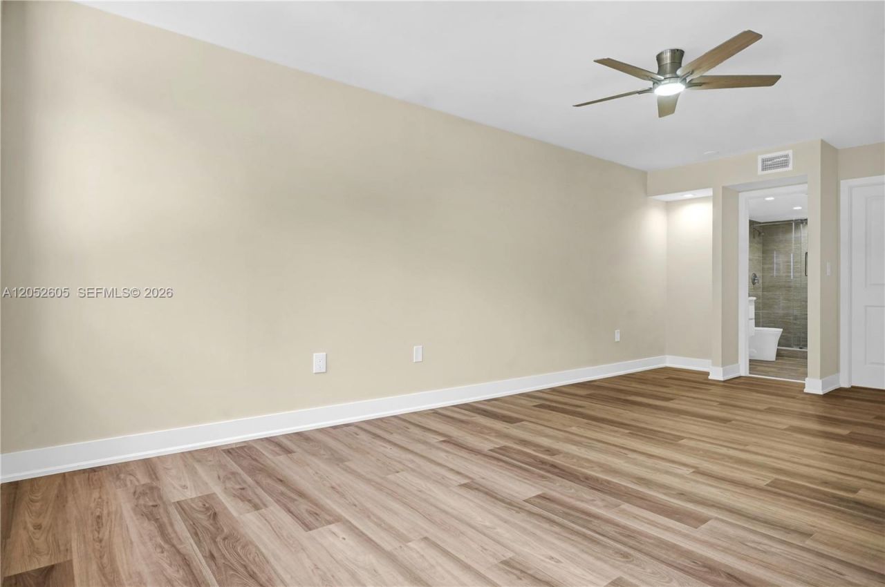1400 Saint Charles Pl , Unit 317, Pembroke Pines, FL 33026 Photo
