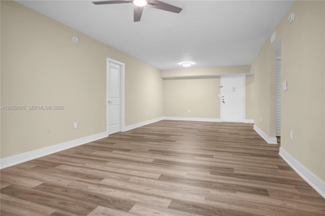 1400 Saint Charles Pl , Unit 317, Pembroke Pines, FL 33026 Photo