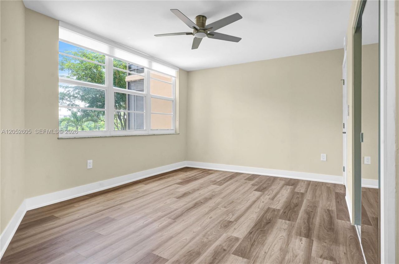 1400 Saint Charles Pl , Unit 317, Pembroke Pines, FL 33026 Photo