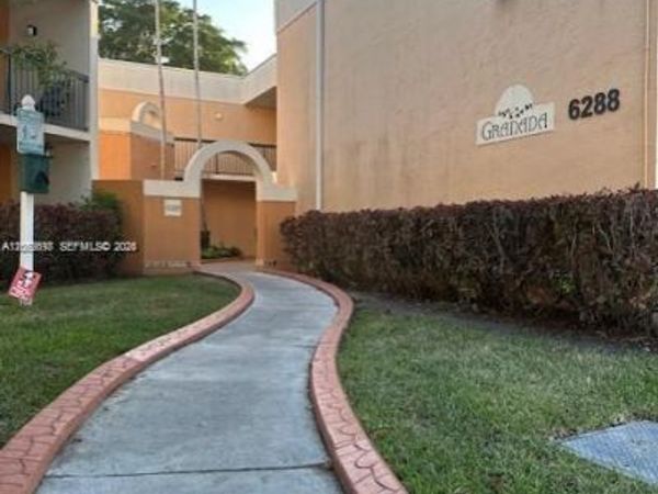 6288 NW 186th St , Unit 112, Hialeah, FL 33015