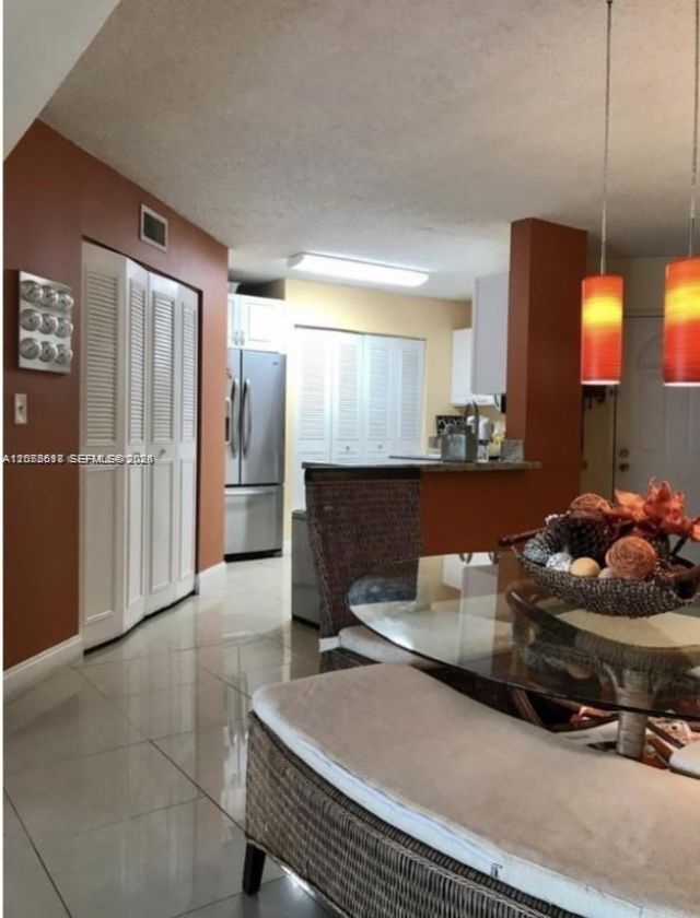 6288 NW 186th St , Unit 112, Hialeah, FL 33015 Photo