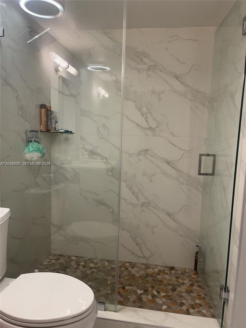 6288 NW 186th St , Unit 112, Hialeah, FL 33015 Photo