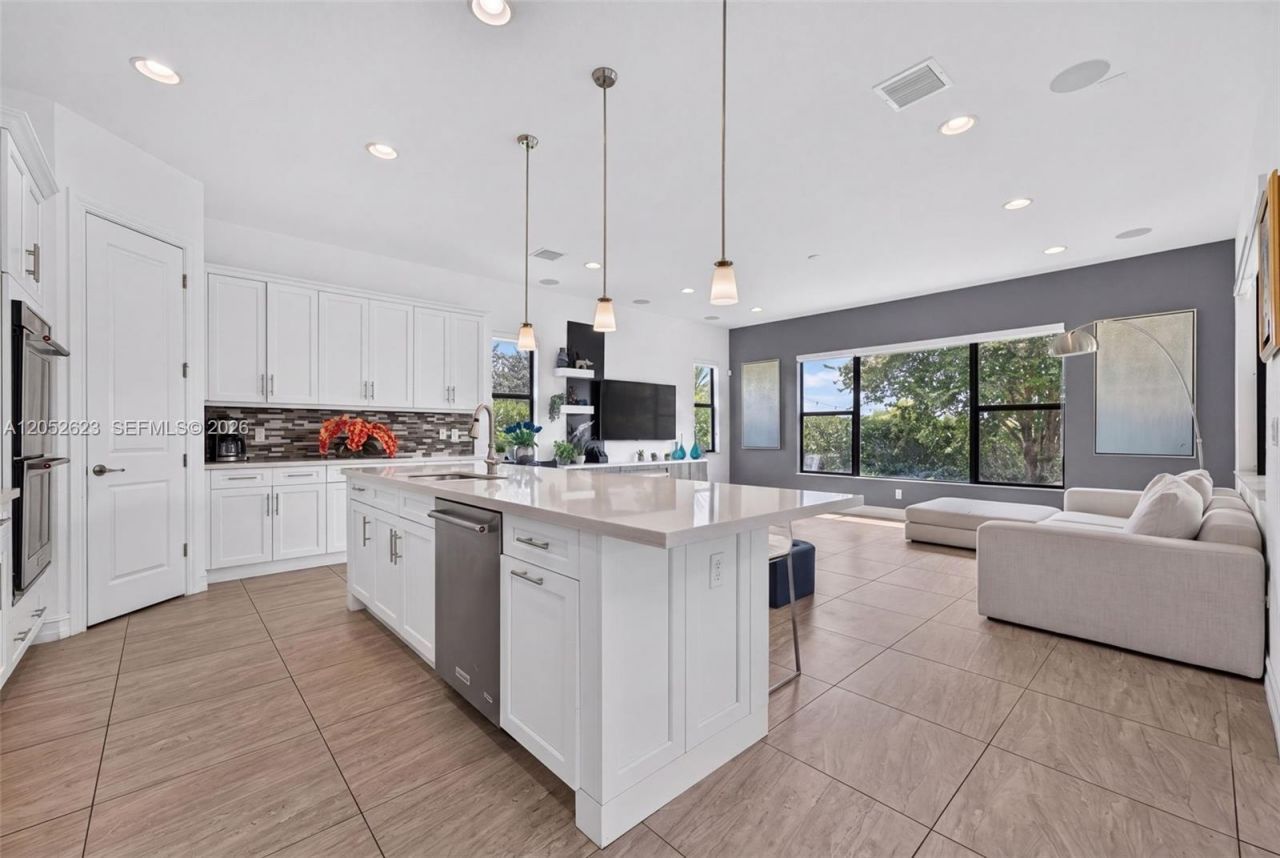 11326 SW 12th St, Pembroke Pines, FL 33025 Photo