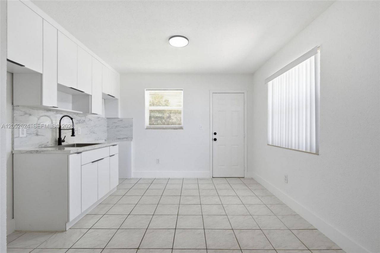 10841 NW 8th Ave, Miami, FL 33168 Photo