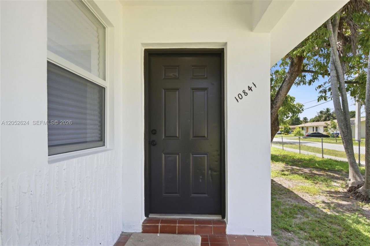 10841 NW 8th Ave, Miami, FL 33168 Photo