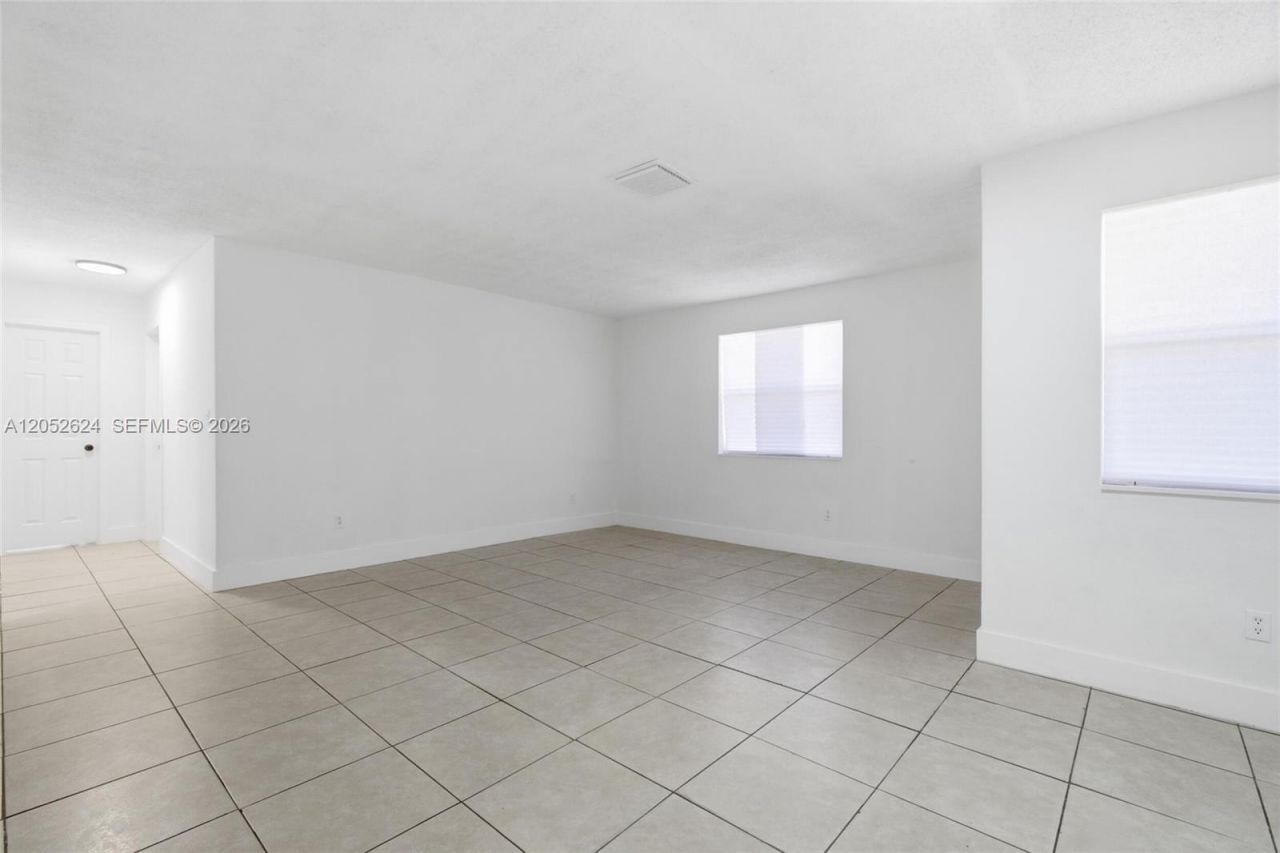 10841 NW 8th Ave, Miami, FL 33168 Photo