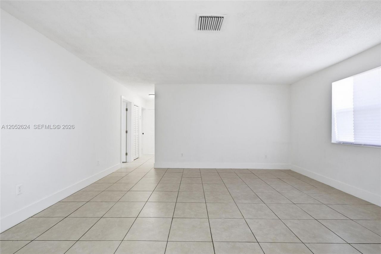 10841 NW 8th Ave, Miami, FL 33168 Photo