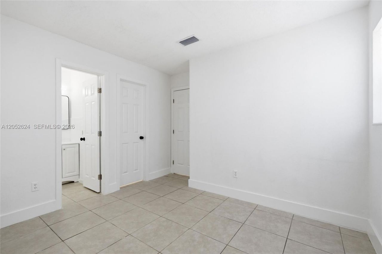 10841 NW 8th Ave, Miami, FL 33168 Photo