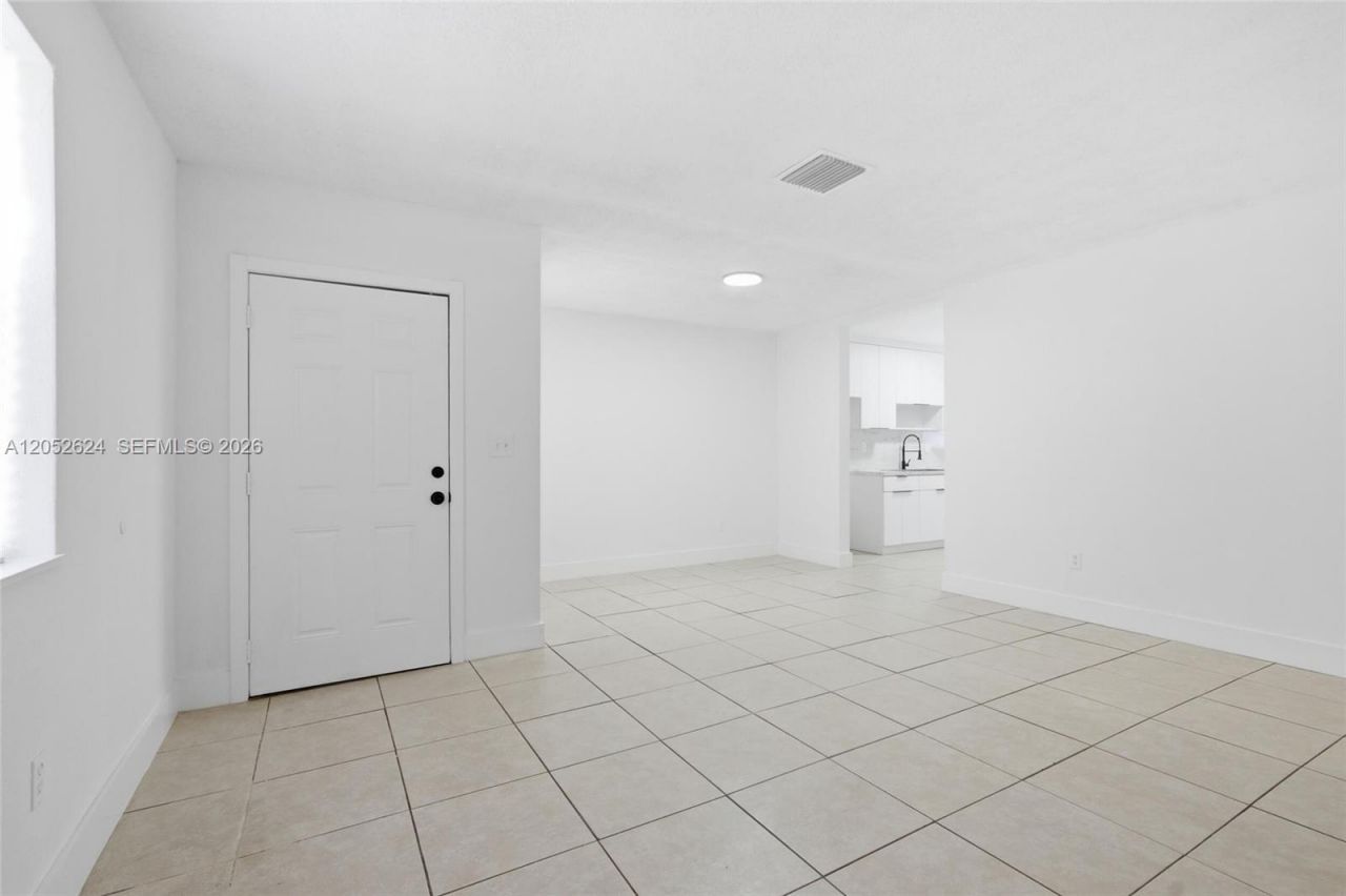 10841 NW 8th Ave, Miami, FL 33168 Photo