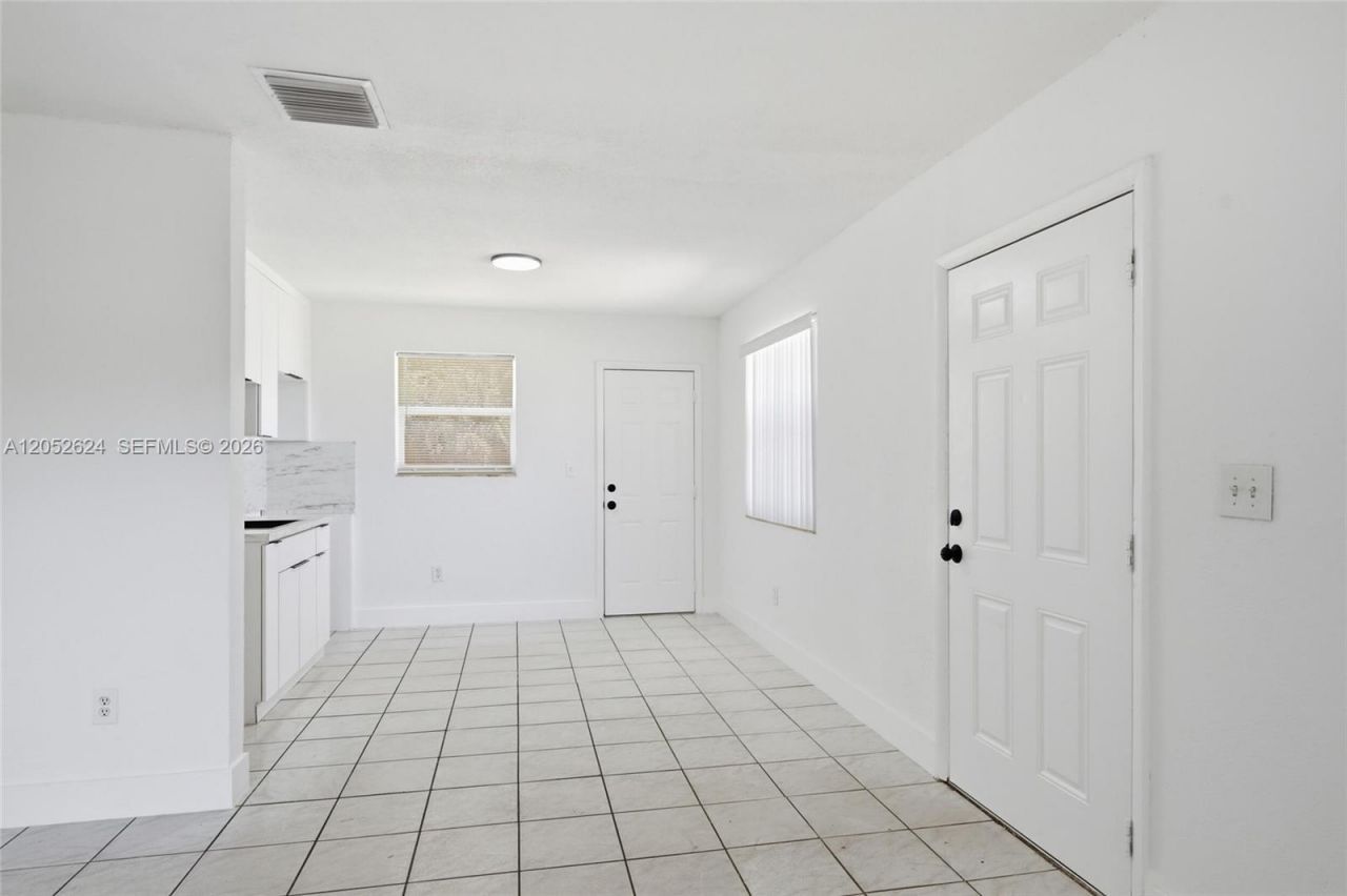 10841 NW 8th Ave, Miami, FL 33168 Photo