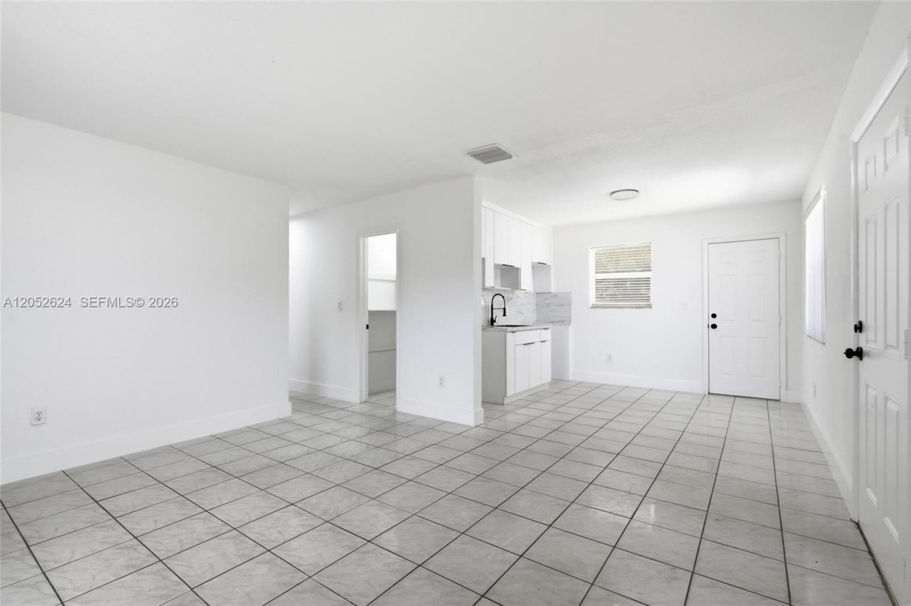 10841 NW 8th Ave, Miami, FL 33168 Photo