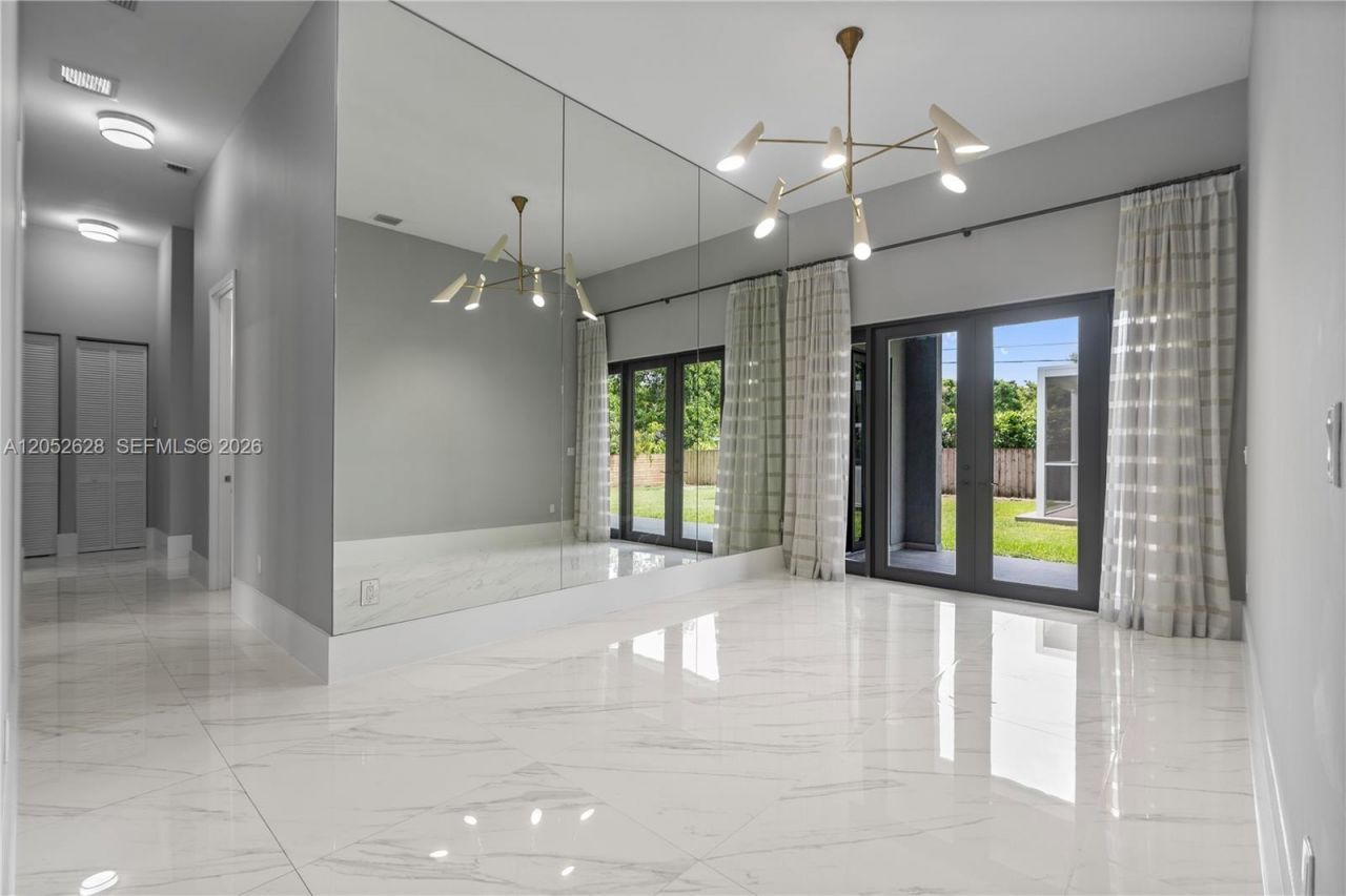 9340 SW 177th St , Unit -, Palmetto Bay, FL 33157 Photo