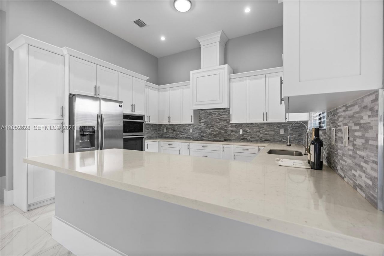 9340 SW 177th St , Unit -, Palmetto Bay, FL 33157 Photo