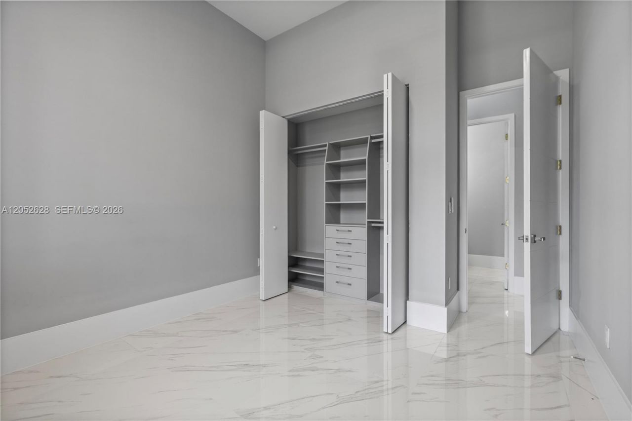 9340 SW 177th St , Unit -, Palmetto Bay, FL 33157 Photo