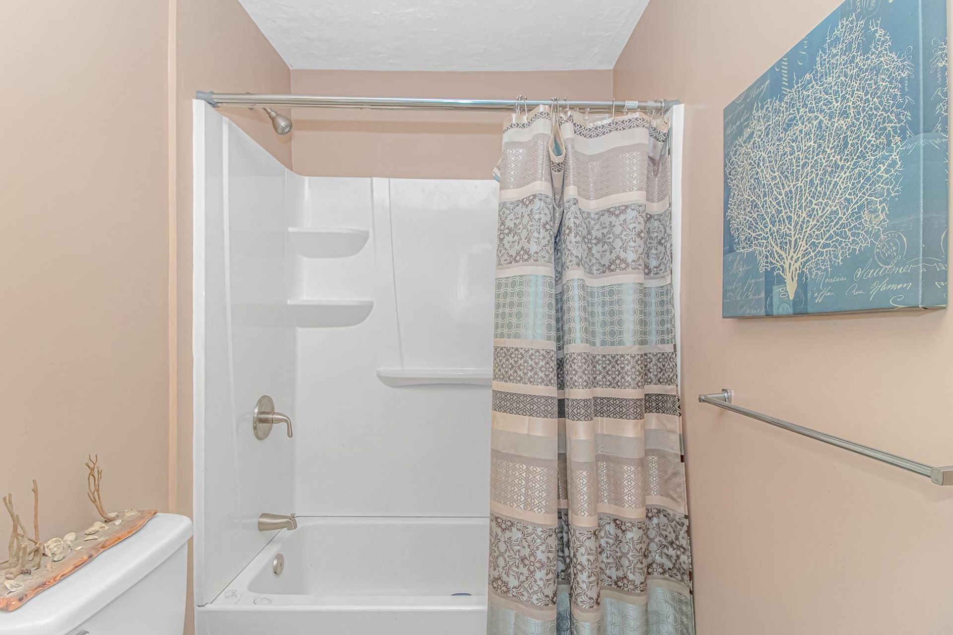 3912 Halyard Way Photo 17