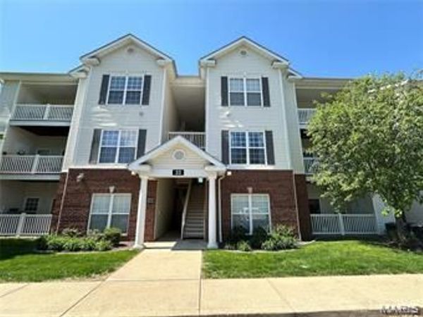33 Kassebaum Lane , Mehlville, MO 63129