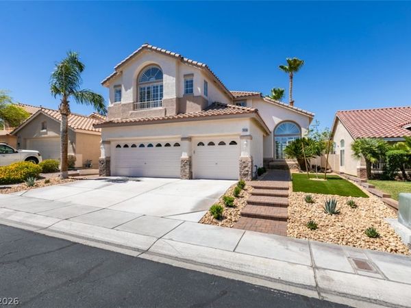 7836 Silver Plateau Avenue, Las Vegas, NV 89128