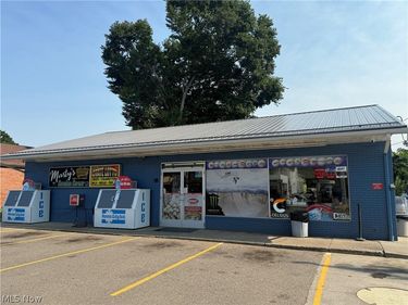 323 E High Avenue, New Philadelphia, OH 44663