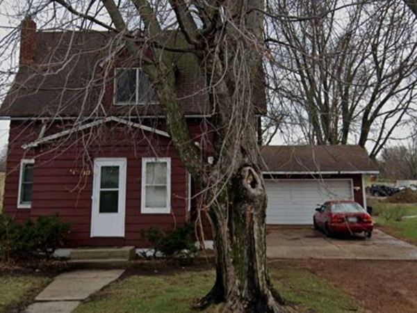 317 Main Street E, Silver Lake, MN 55381