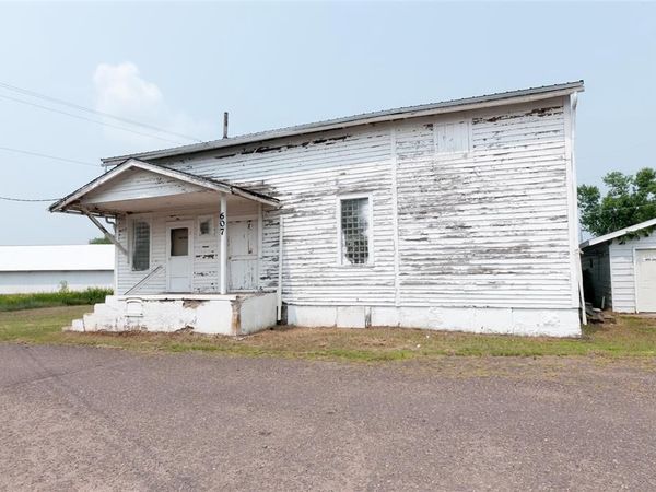 607 Lodi Avenue, Cameron, WI 54822