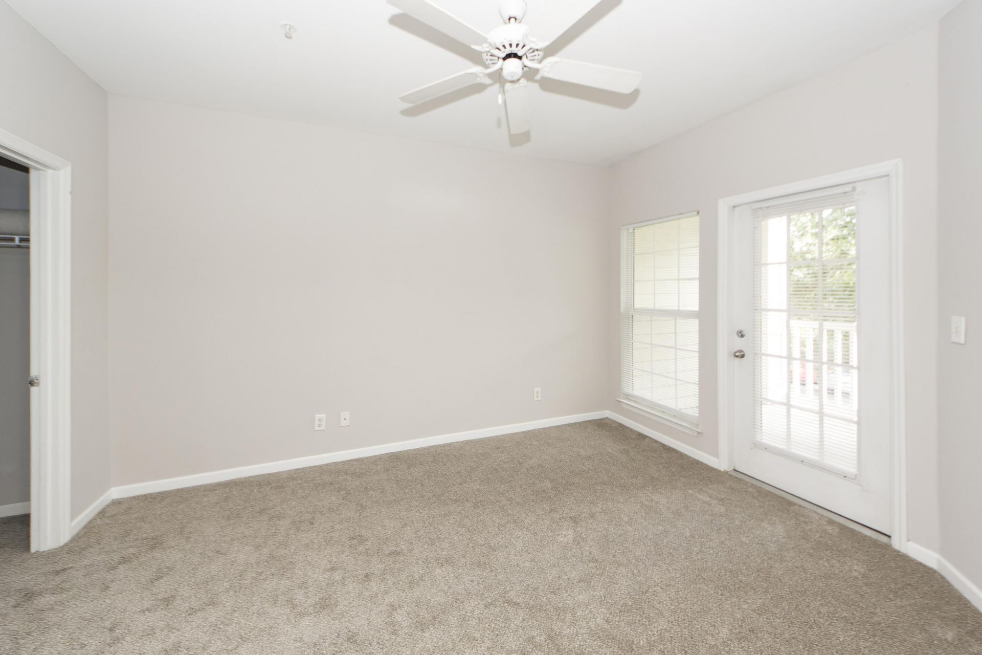700 Daniel Ellis Drive Photo 16