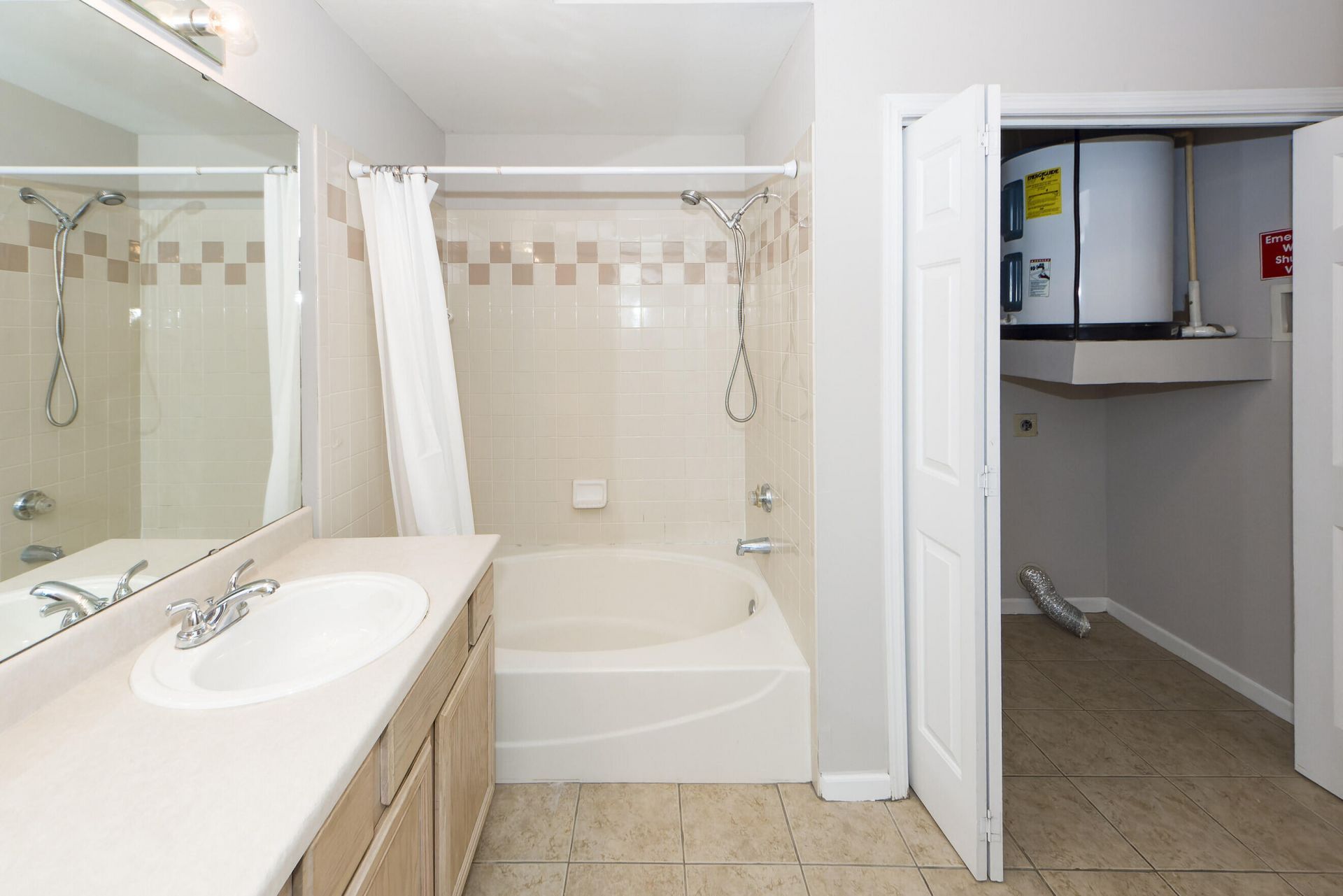 700 Daniel Ellis Drive Photo 20