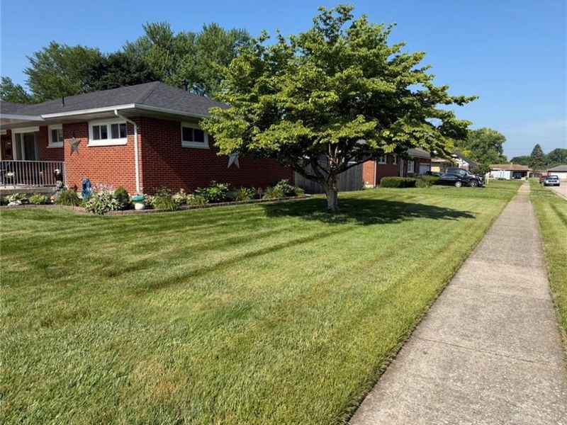 4605 Laredo Street, Moorefield Township, OH 45503 Photo 4