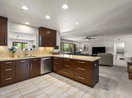 1505 Krupp Circle, Reno, NV 89509 Photo