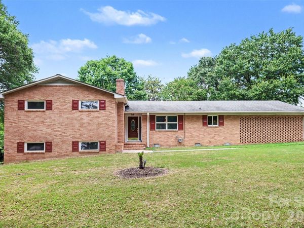 298 Enwood Drive , Charlotte, NC 28214