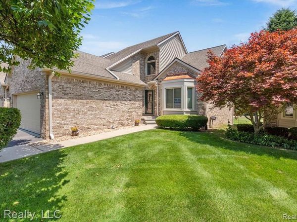 45317 Stonehedge Drive, Plymouth Twp, MI 48170