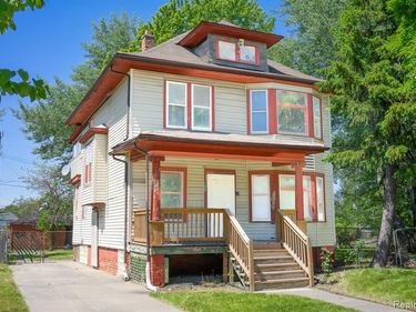 153 BERESFORD Street, Highland Park, MI 48203