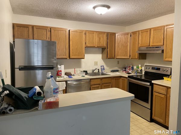 389 South Main, Unit 8A, Seymour, CT 06483