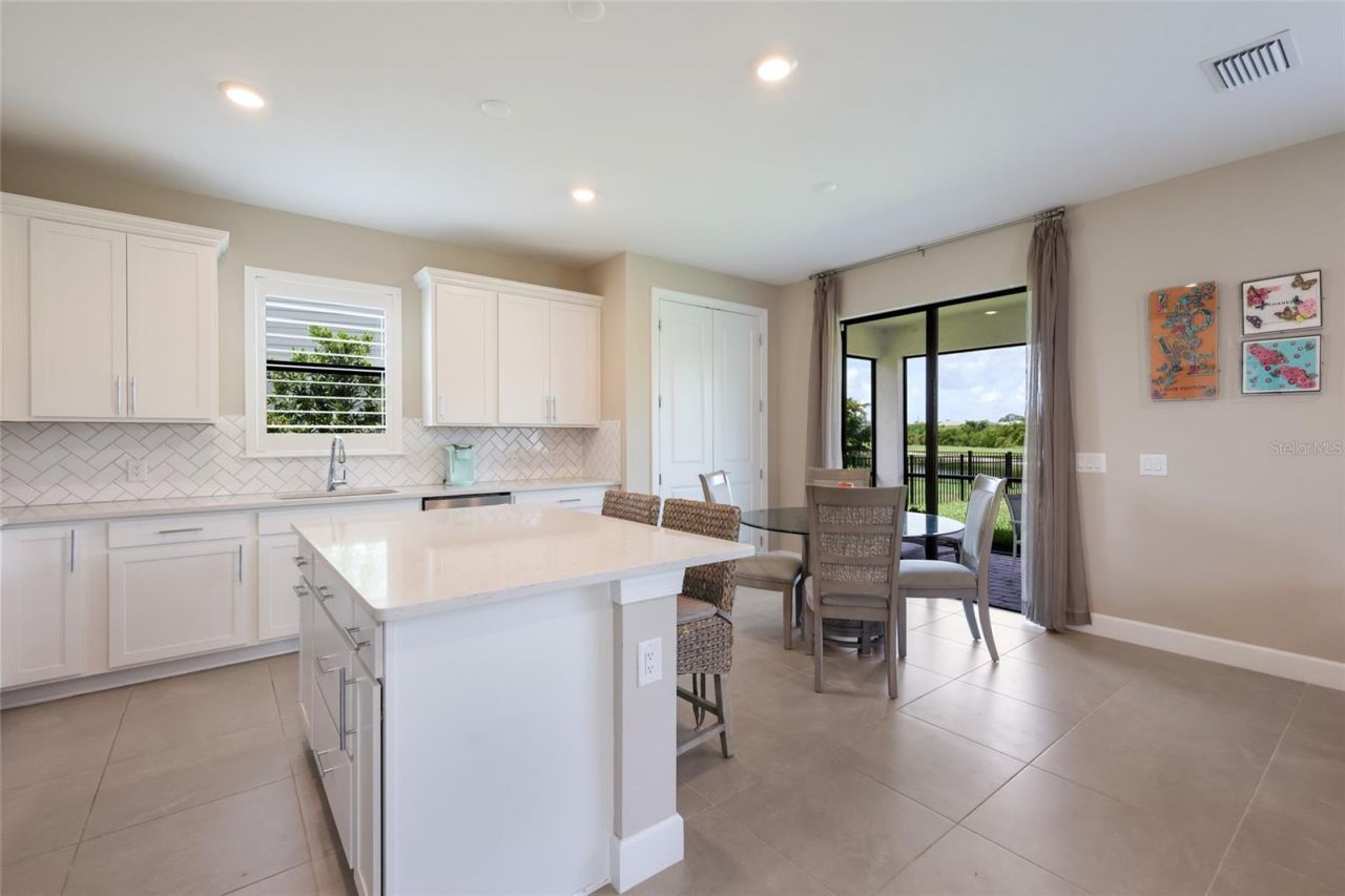 6072 Baywood Court, Lakewood Ranch, FL 34211 Photo