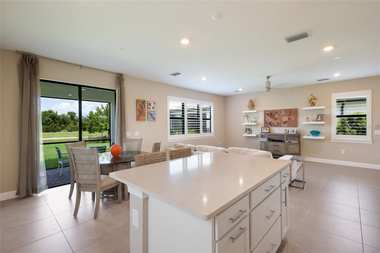 6072 Baywood Court, Lakewood Ranch, FL 34211 Photo