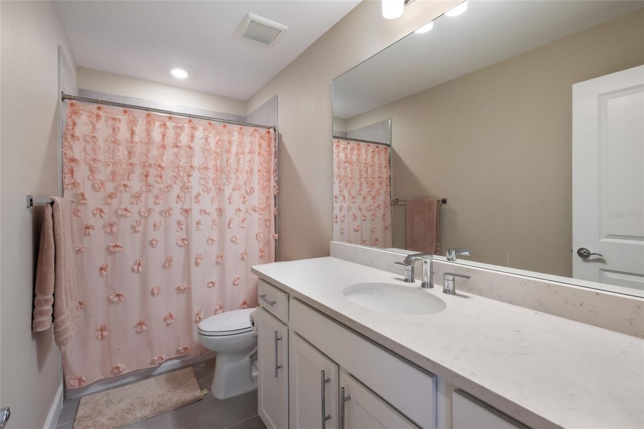 6072 Baywood Court, Lakewood Ranch, FL 34211 Photo
