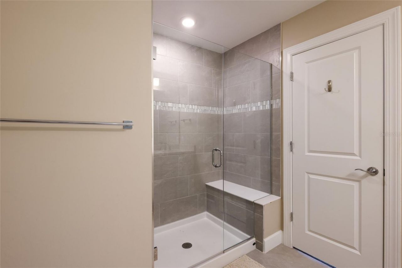 6072 Baywood Court, Lakewood Ranch, FL 34211 Photo