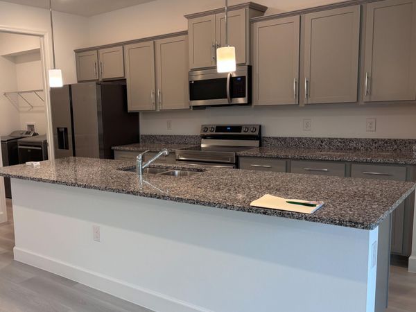 1255 WADSWORTH Street SE, Palm Bay, FL 32909