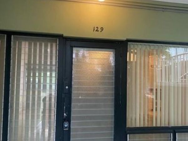 1911 NE 8th Court, Unit 129, Fort Lauderdale, FL 33304