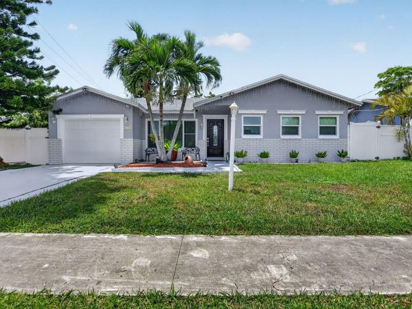 22305 SW 57th Avenue, Boca Raton, FL 33428