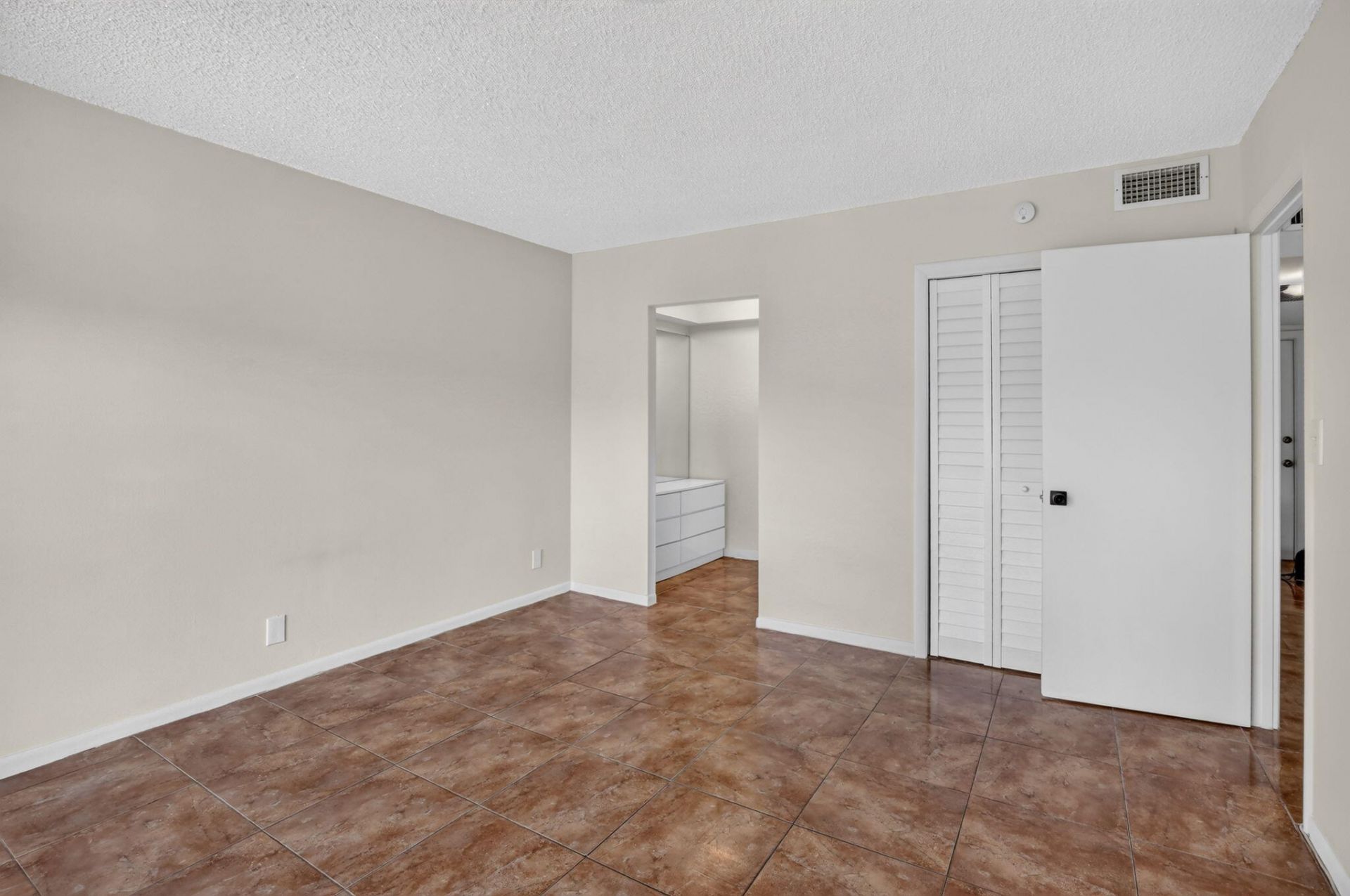 2200 Park Lane, Unit 208, Hollywood, FL 33021 Photo