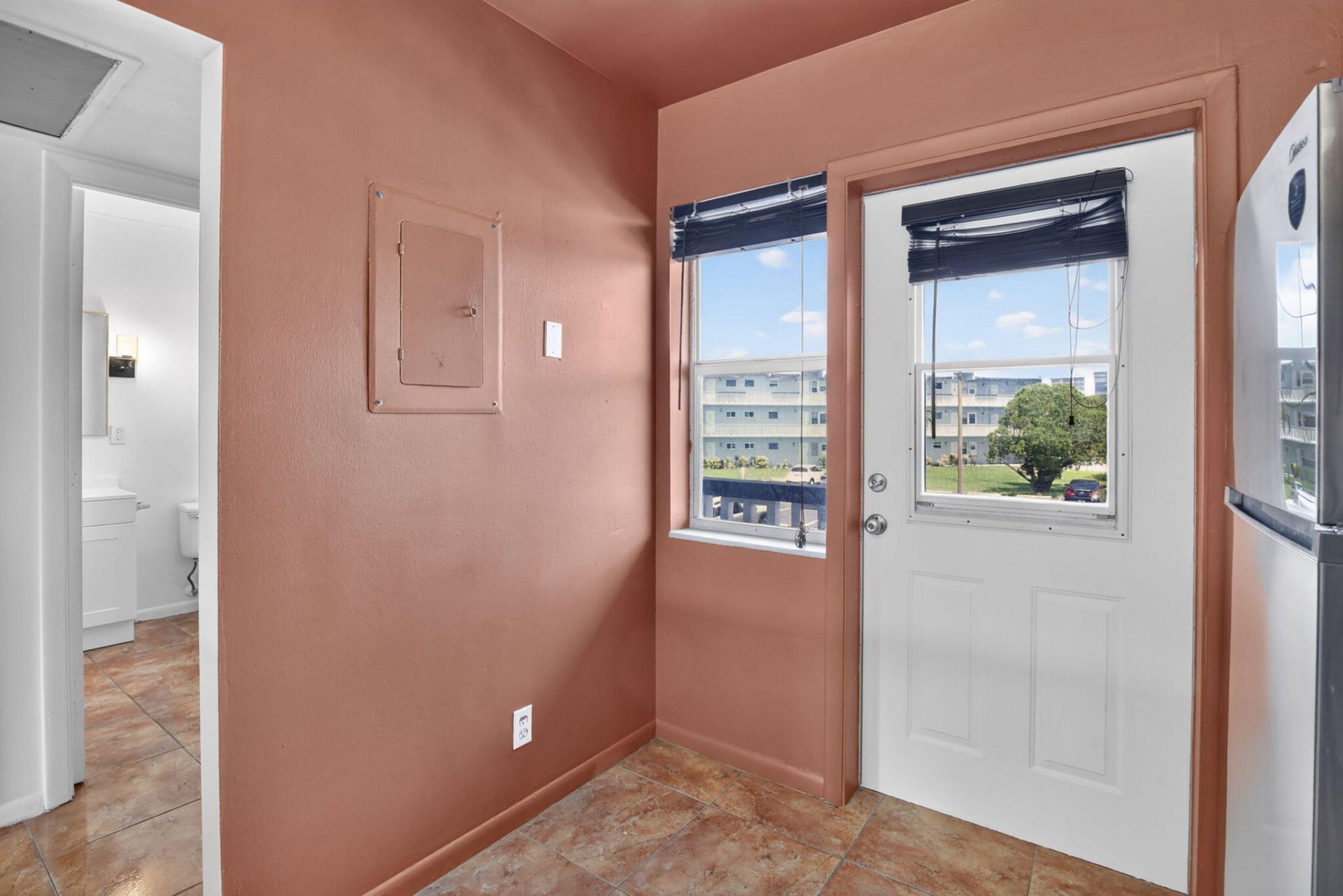 2200 Park Lane, Unit 208, Hollywood, FL 33021 Photo
