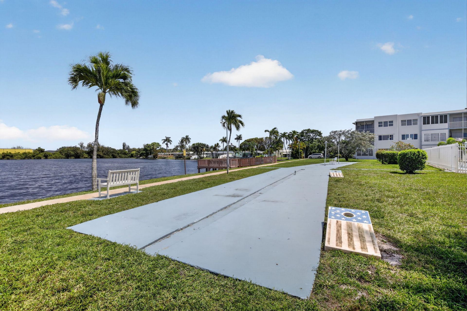2200 Park Lane, Unit 208, Hollywood, FL 33021 Photo
