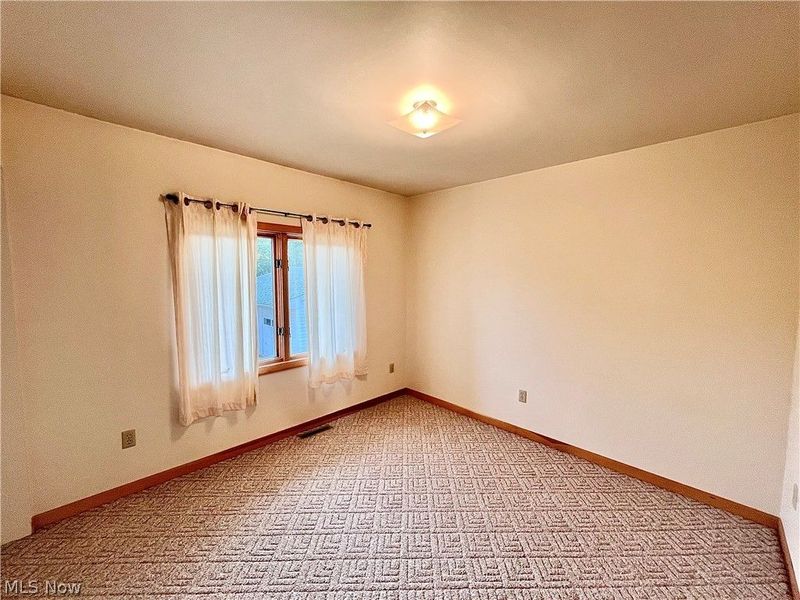 8238 Center Road, Ashtabula, OH 44004 Photo 12