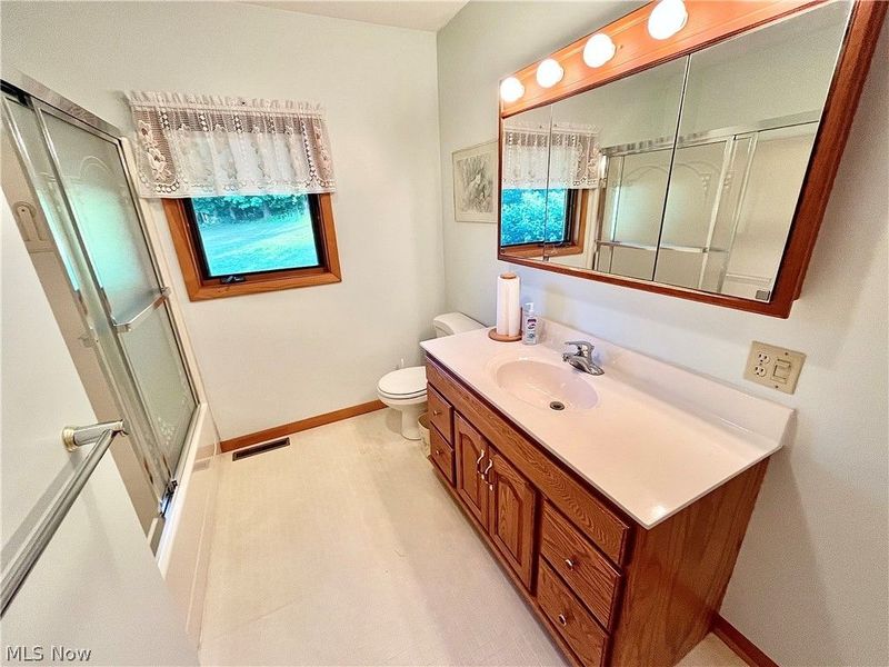 8238 Center Road, Ashtabula, OH 44004 Photo 13