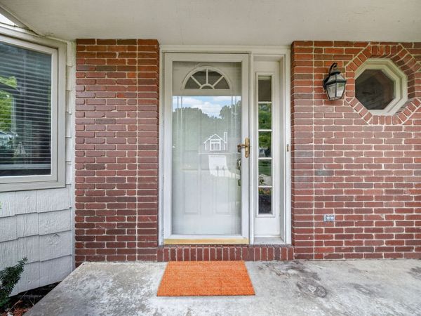 4112 Walnut Street, West Des Moines, IA 50265
