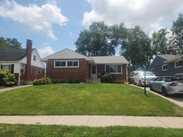 7823 Greenbriar Lane, Madeira, OH 45243