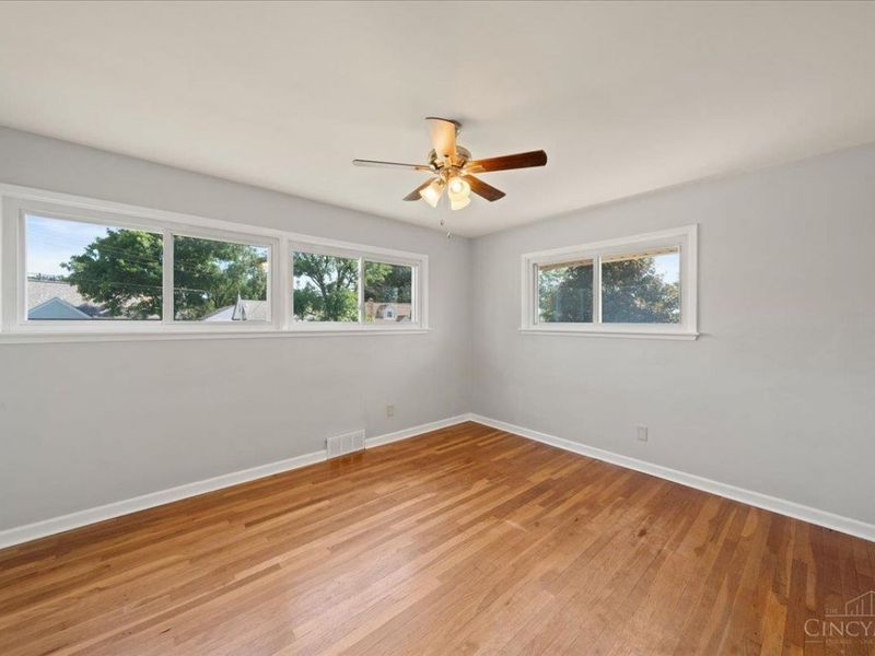 7823 Greenbriar Lane, Madeira, OH 45243 Photo 10