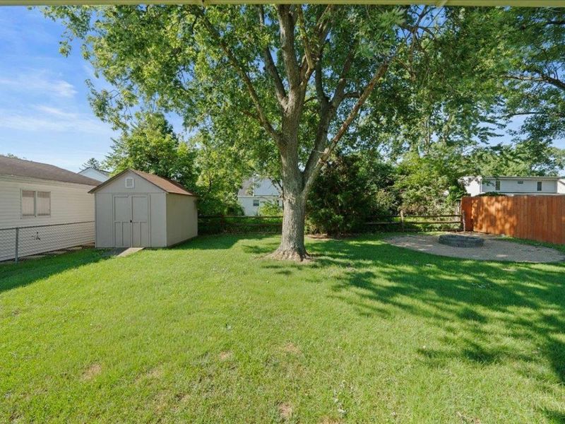 7823 Greenbriar Lane, Madeira, OH 45243 Photo 3