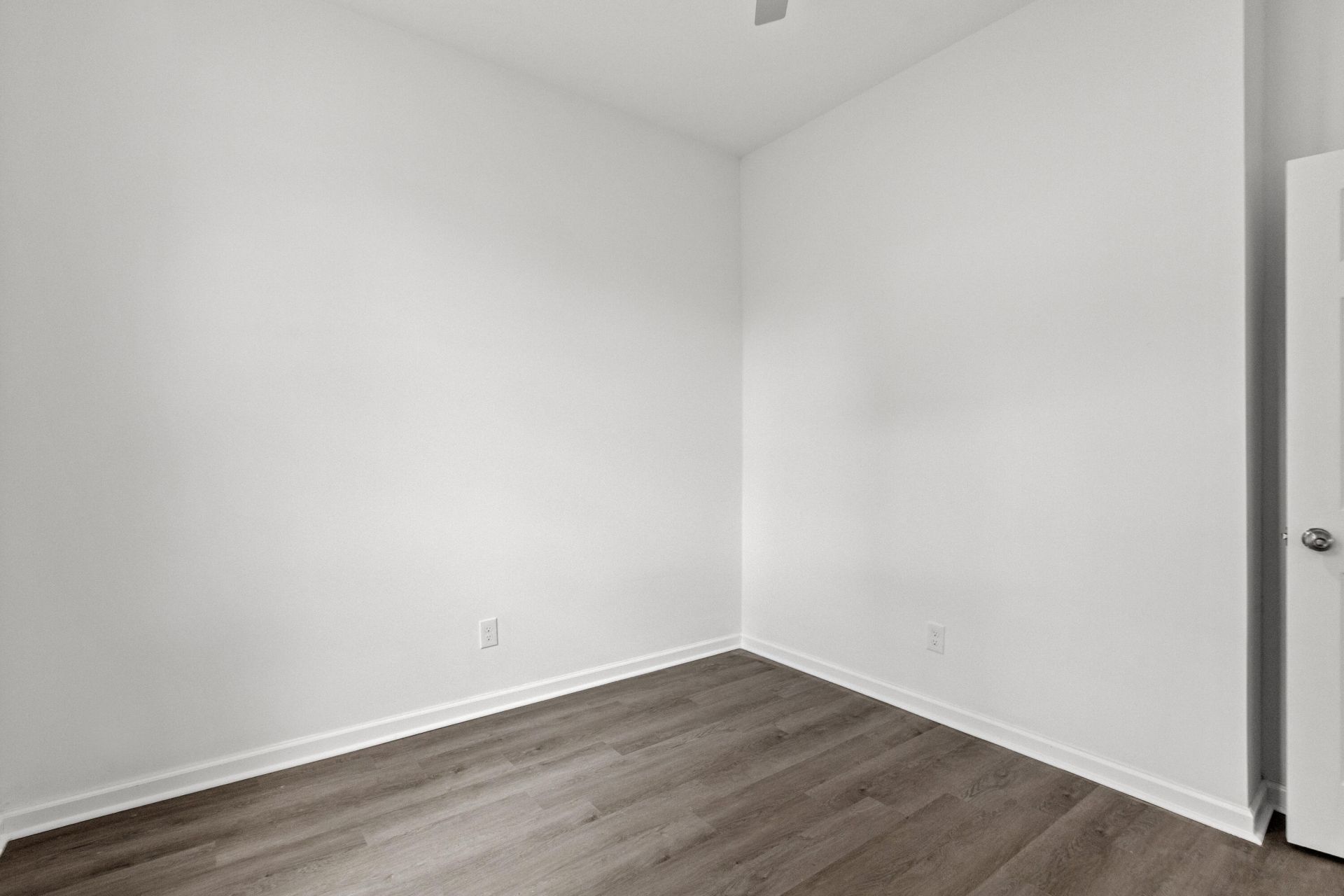 2013 Robertson Boulevard Photo 19