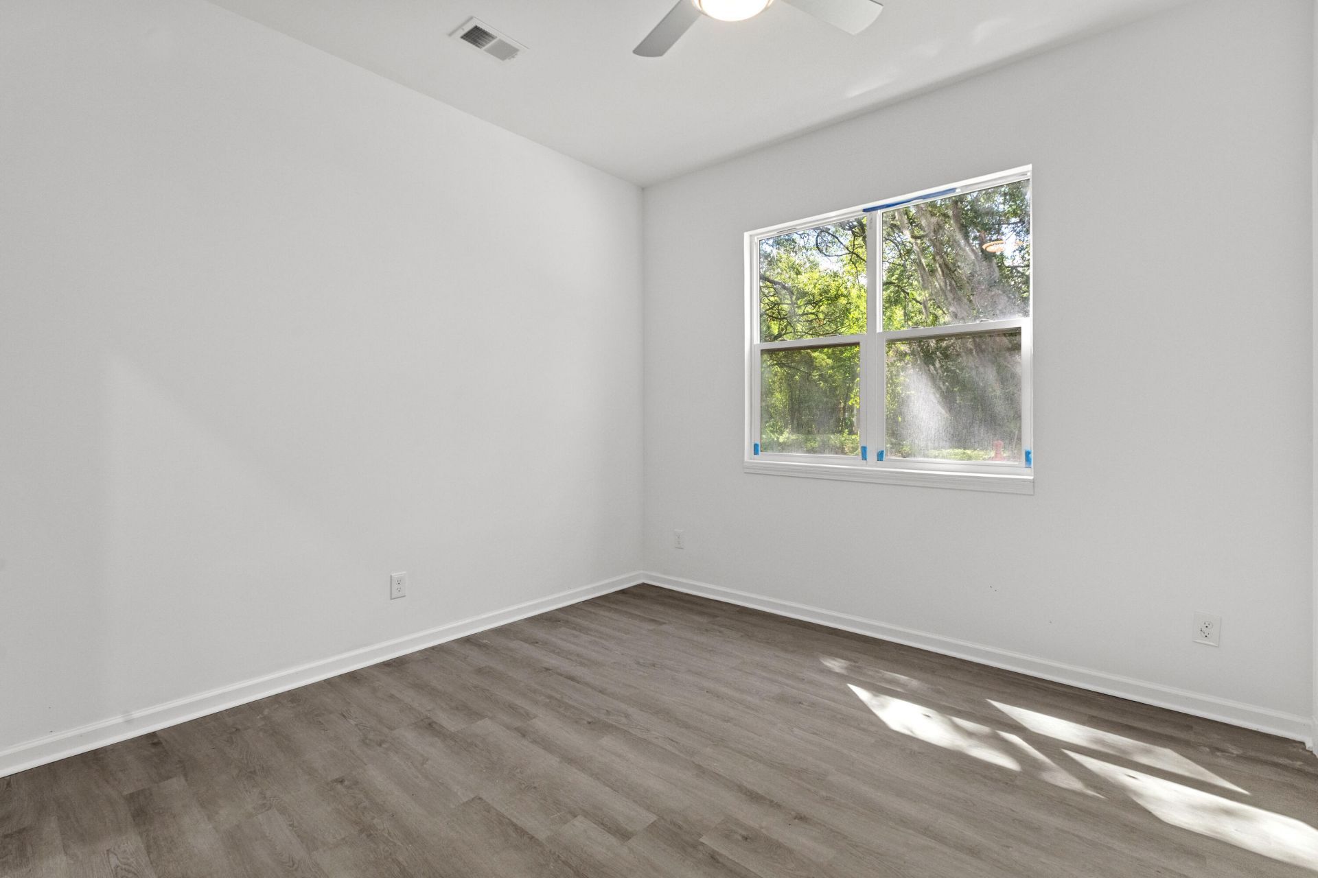 2013 Robertson Boulevard Photo 21